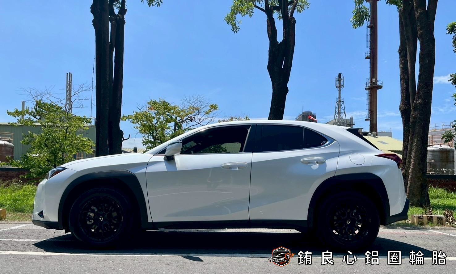 ✨Alliance AL792 x 17吋 x Lexus UX300h的第5張圖片